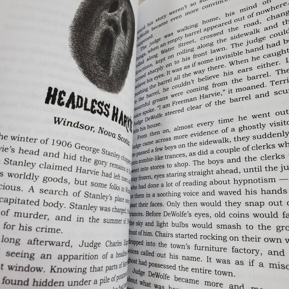 Haunted Canada by Pat Hancock True Ghost Stories Scholastic Canada 2003 Paperbac - Picture 11 of 16